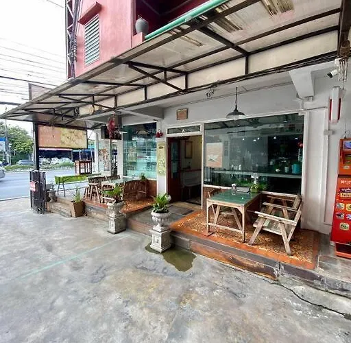 Apartment Ratanawong Place 523 *